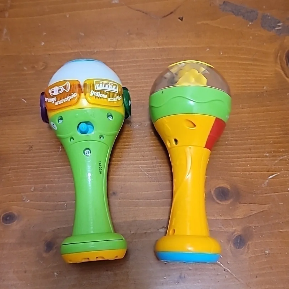 LeapFrog Learn & Groove Shakin Colors Maracas Unisex Multicolor Educational Toy - Picture 3 of 4